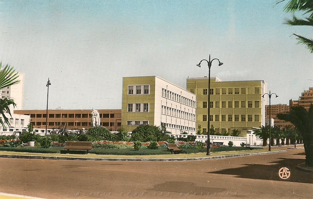 345-La Place Faidherbe 1960.jpg